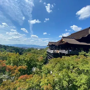 1102黒門市場1分!道頓堀まで徒歩8分!心斎橋まで徒歩9分!関西空港とusj直行電車バスあり 大阪市